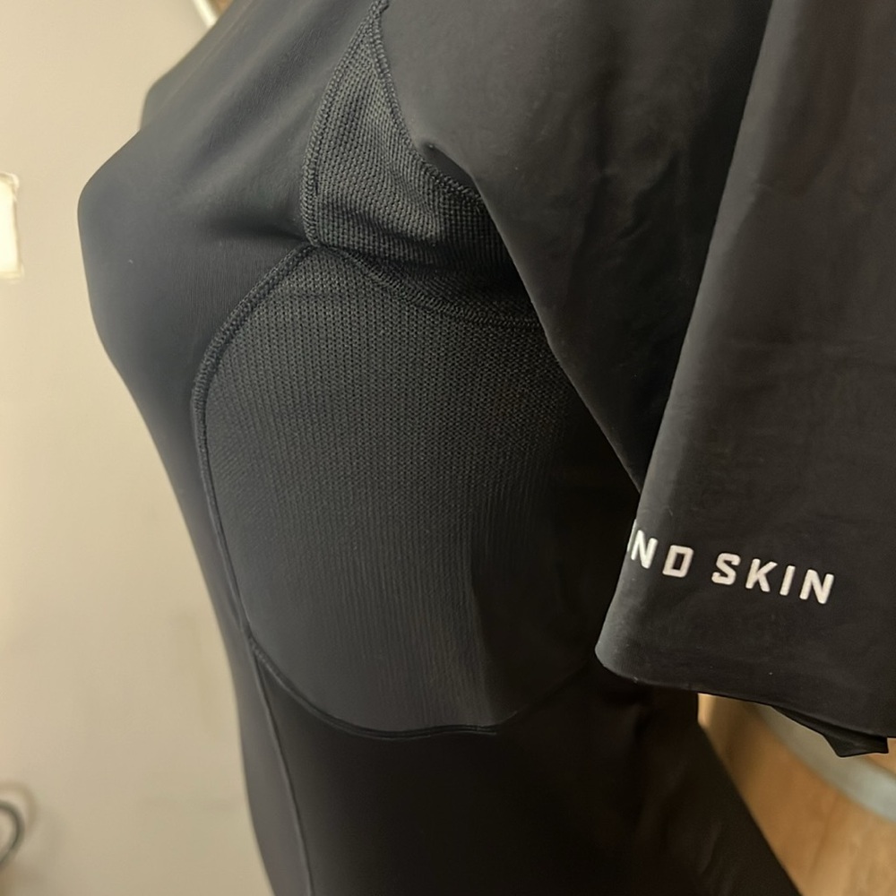 Second skin compression - Picture 5 of 7